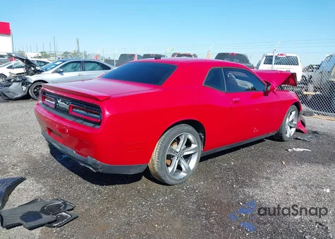 2015 Dodge Challenger Sxt z USA, uszkodzony, nr VIN 2C3CDZAG5FH715110